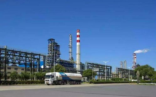 江蘇連云港化工廠起火引爆炸,火光沖天,該地區(qū)并非首次事故